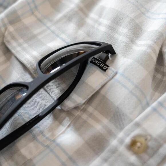 Poncho Men's Size XL WhitePlaid Flannel Shirt Magnetic Pocket Outdoor Fishing - Picture 8 of 9